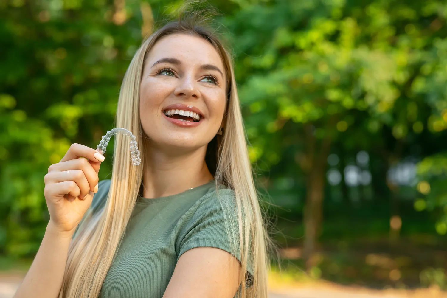 Nakładki Invisalign Warszawa